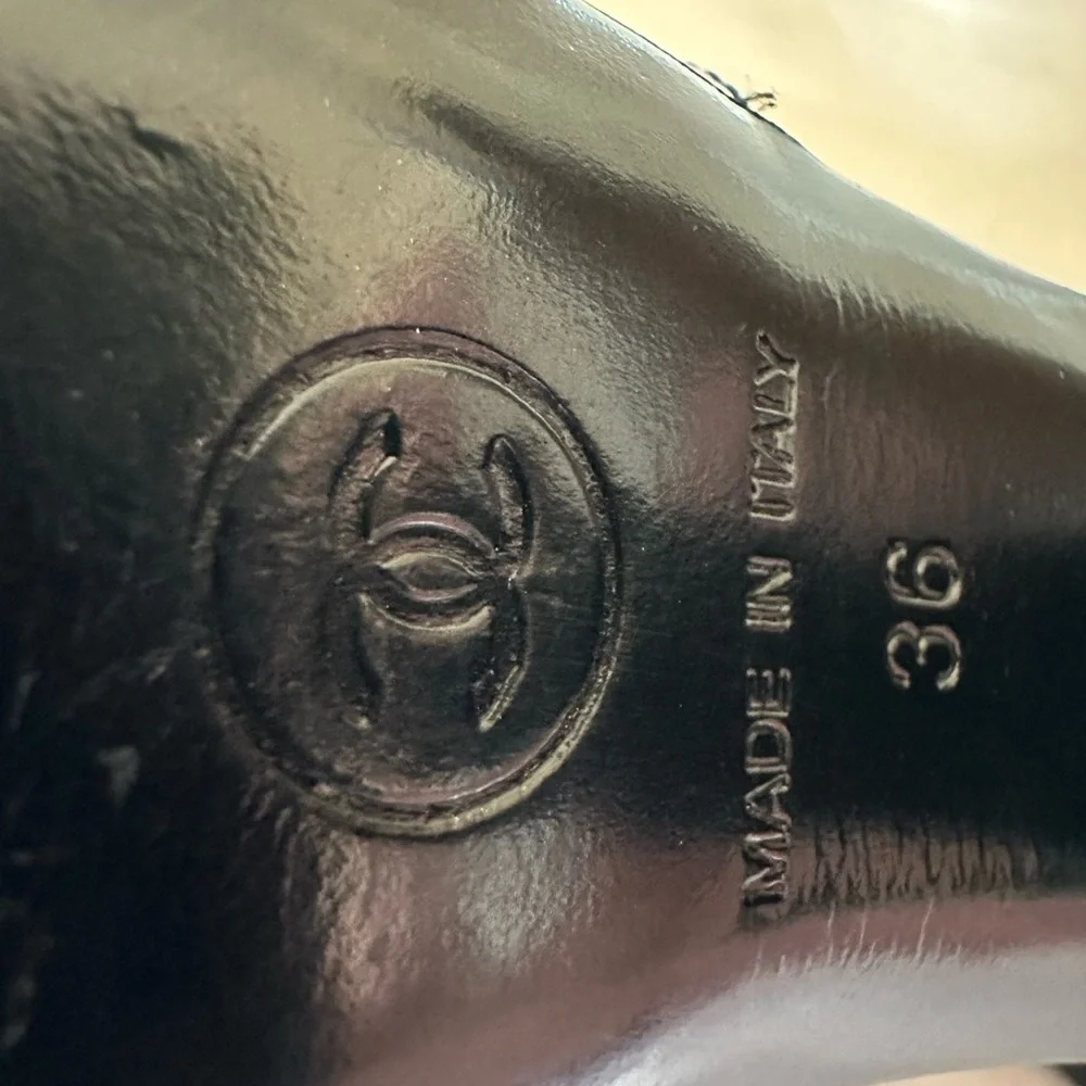 Chanel Vintage Black and White Women's Slingback heels - Picture 7 of 9